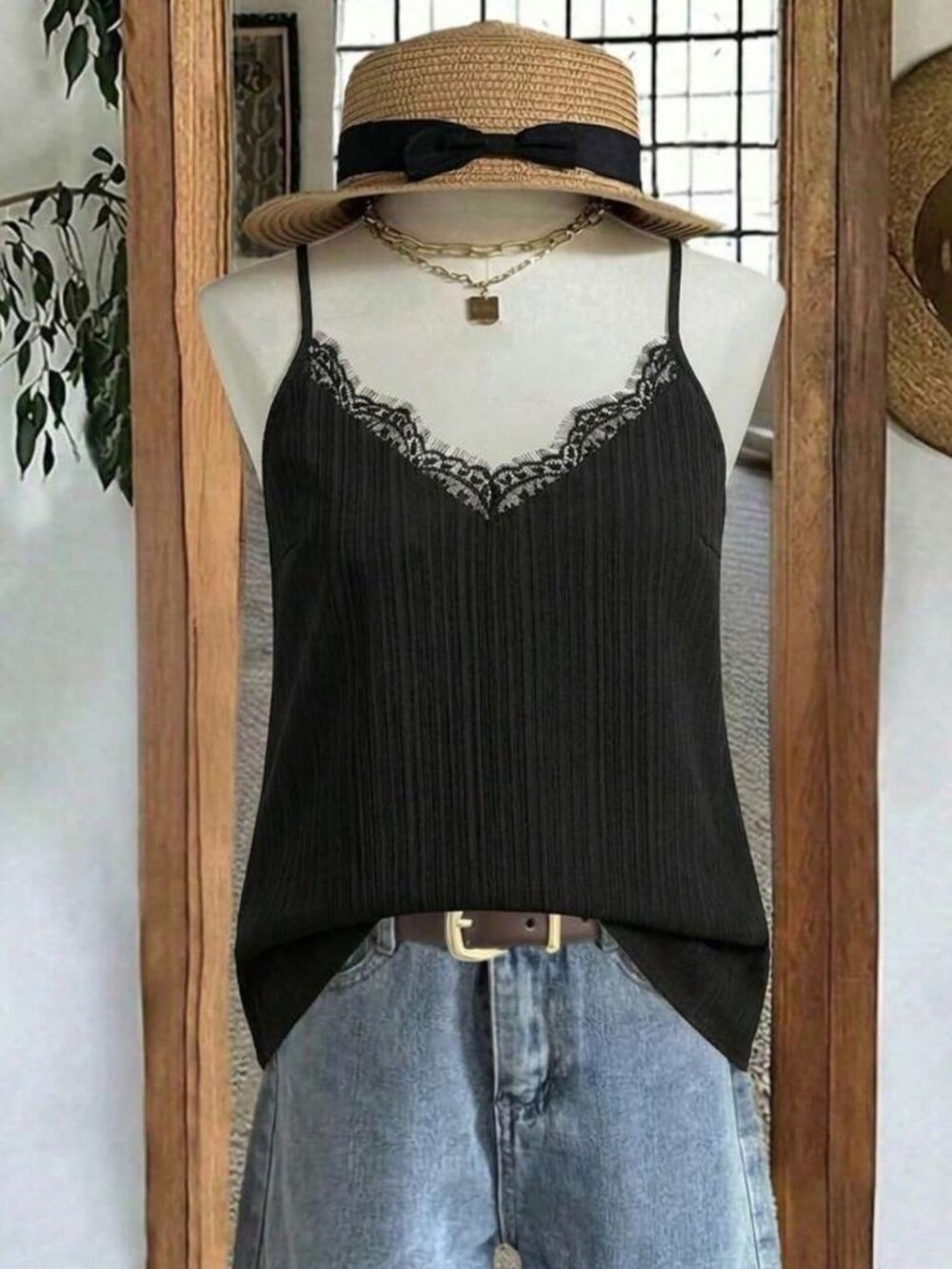 Women's lace-detail knit top,suitable for loungewear everyday use casual setting